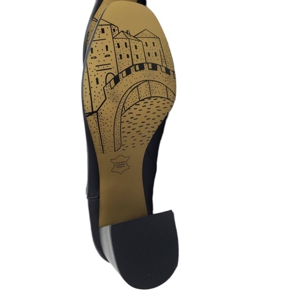 Bella Vita Black Wilma Leather Bootie Block Heel Soft, Supple Leather 10W - Picture 6 of 9